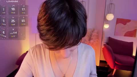 Snapshot of loren_daze chatting on 10.11.25 Loren online show from 10.11.25