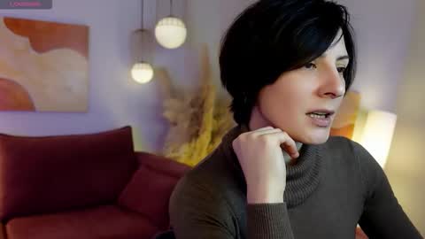 Snapshot of loren_daze chatting on 02.11.26 Loren online show from 02.11.26