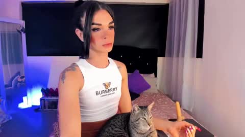 lesly lorena online show from 02.01.25