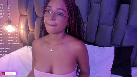 Lorena Vieira  online show from 02.28.25