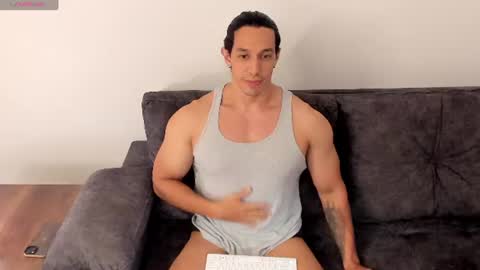 Snapshot of lorenzo_ferrec chatting on 07.23.26 Lorenzo F online show from 07.23.26