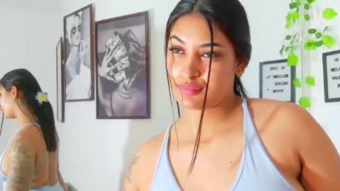 loretahorny online show from 02.12.26