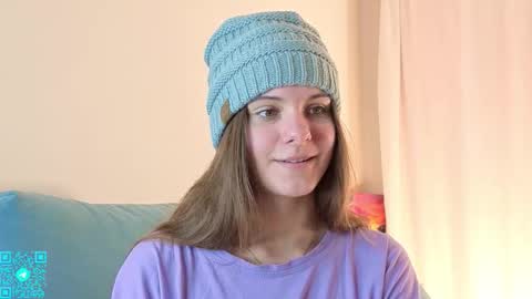 Chloe for Fan BlackHole online show from 11.15.25