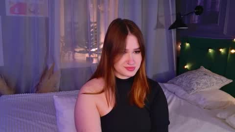 Snapshot of lori_mason chatting on 12.19.25 Lori online show from 12.19.25