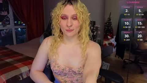 Lori -----------------------------------    online show from 02.07.25