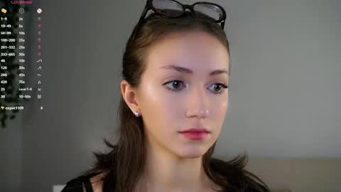 Naomi online show from 11.24.25