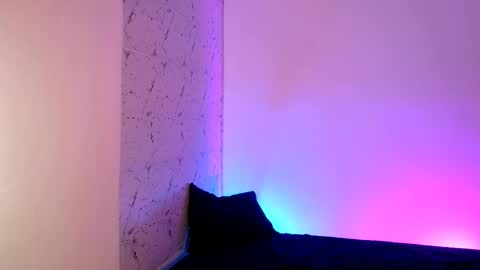 Lorian Vikel  online show from 02.21.26