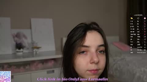 Snapshot of lornaelin chatting on 10.09.25 Dia 700-1630Rose 1900-430UTC1 online show from 10.09.25