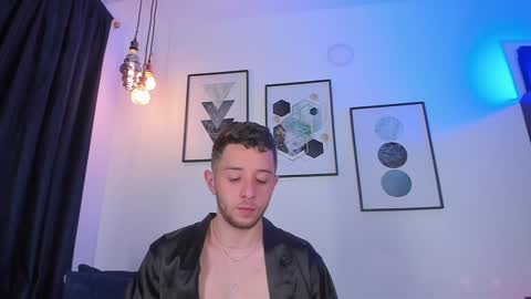 Snapshot of los_juanes chatting on 01.03.25 JUAN  JUAN online show from 01.03.25