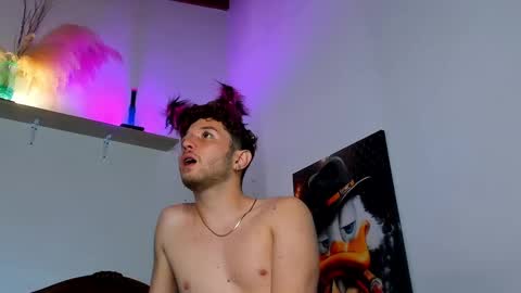 Snapshot of los_juanes chatting on 09.15.25 JUAN  JUAN online show from 09.15.25