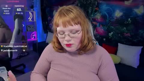 Snapshot of lottieparker chatting on 11.28.25 Lottie online show from 11.28.25