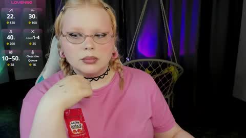 Snapshot of lottieparker chatting on 06.11.26 Lottie online show from 06.11.26