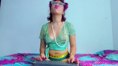 Snapshot of lotto_bloom chatting on 11.18.25 lotto_bloom online show from 11.18.25