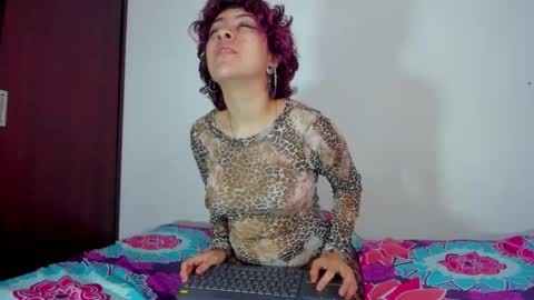 Snapshot of lotto_bloom chatting on 12.02.25 lotto_bloom online show from 12.02.25