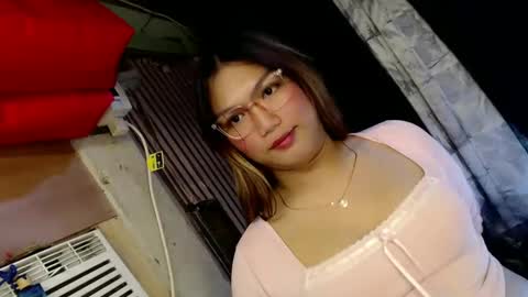 Sweet   online show from 12.25.24