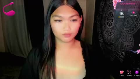 Snapshot of louheart chatting on 07.28.26 Sweet online show from 07.28.26