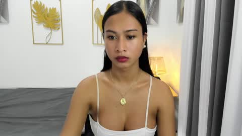 Kylie online show from 02.25.25