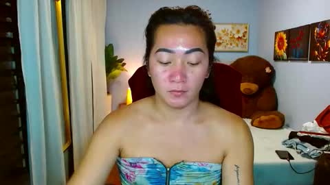 Snapshot of louie_sexy chatting on 05.01.26 Cathy online show from 05.01.26
