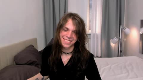 louis online show from 04.16.26