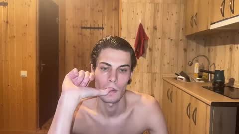 Snapshot of louis_preston chatting on 02.27.26 Mark online show from 02.27.26