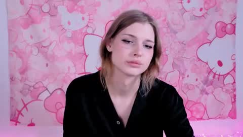 LouiseKane online show from 07.19.26