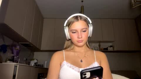 Eliza online show from 03.03.26