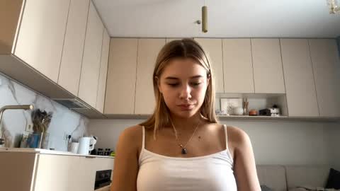 Eliza online show from 04.12.26