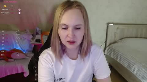 Snapshot of love_agatha chatting on 11.03.25 Agatha online show from 11.03.25