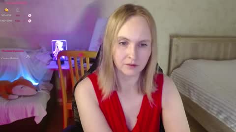 Snapshot of love_agatha chatting on 11.14.25 Agatha online show from 11.14.25