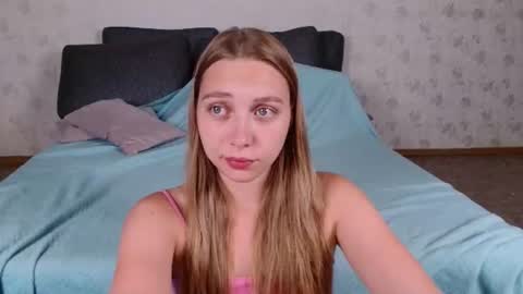 love bella  online show from 07.09.26
