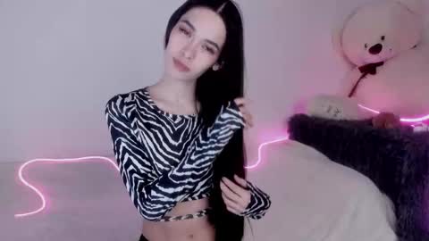 Love is name - I want to be your hobby General of hearts troops online show from 03.03.25