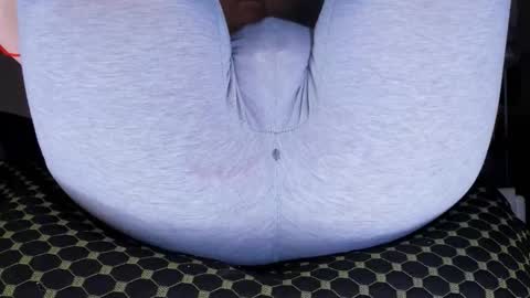 Snapshot of love_hard_kiru chatting on 12.04.25 Kira online show from 12.04.25