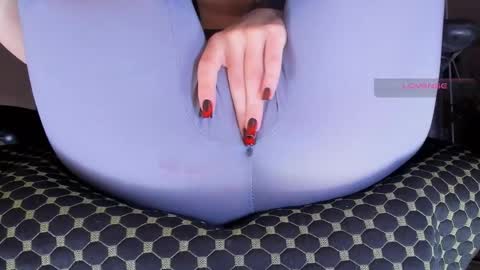 Snapshot of love_hard_kiru chatting on 12.15.25 Kira online show from 12.15.25