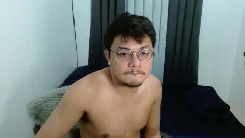 love_hottieh online show from 11.24.25