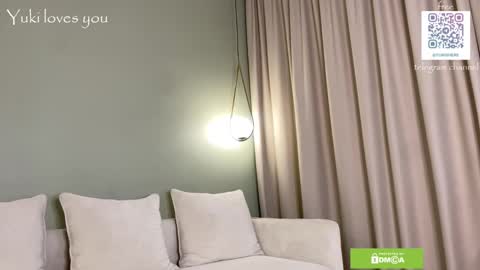 Snapshot of love_in_asian chatting on 10.27.25 Learn how love can be with us online show from 10.27.25