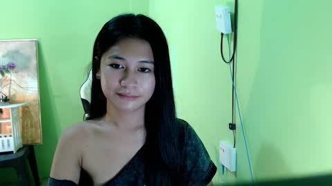 Snapshot of love_jessi chatting on 09.30.25 love_jessi online show from 09.30.25