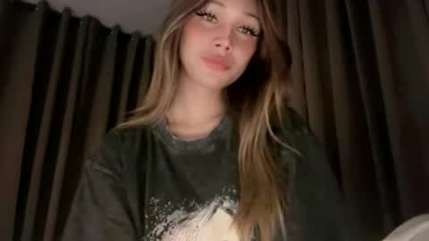 kissme online show from 04.12.26