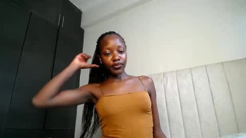 Snapshot of love_miah chatting on 02.21.26 Miah online show from 02.21.26