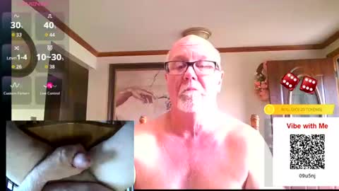 Snapshot of love_pussy1365 chatting on 06.27.26 Hard cock online show from 06.27.26