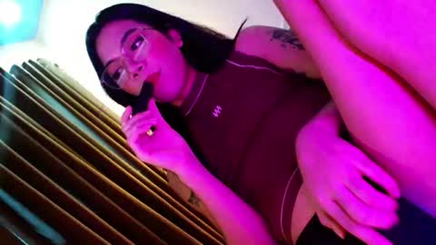 Snapshot of love_seren chatting on 11.20.25 Seren online show from 11.20.25