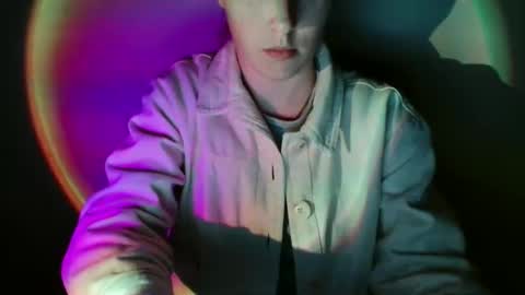 Vivian online show from 02.03.26