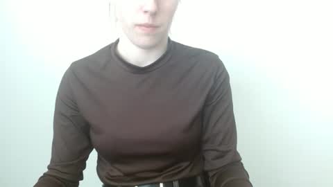 Vivian online show from 03.26.26