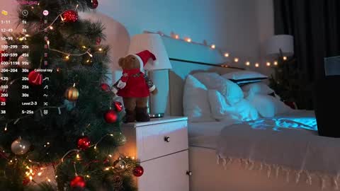 Snapshot of lovebabyblush chatting on 12.22.24 Shynie online show from 12.22.24