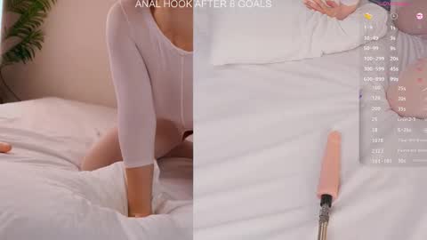 Snapshot of lovebabyblush chatting on 11.10.25 Shynie online show from 11.10.25