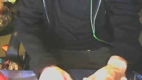 Snapshot of lovebird71 chatting on 11.17.25 lovebird71 online show from 11.17.25