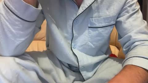 Snapshot of lovecoquin chatting on 11.24.25 lovecoquin online show from 11.24.25