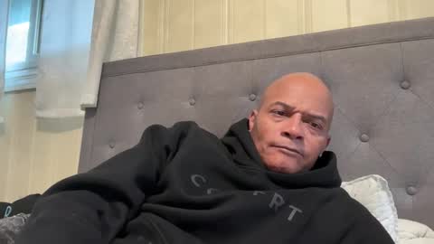 loved19 online show from 10.22.25