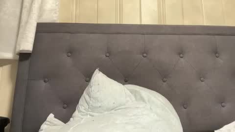 loved19 online show from 10.23.25