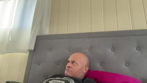 loved19 online show from 11.23.25