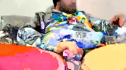 Snapshot of loveepussy59 chatting on 12.19.24 Free spirit online show from 12.19.24